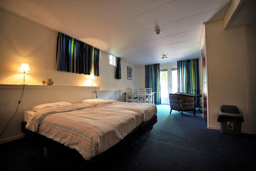 Hostel Herberg de Esborg Scheemda photo 2