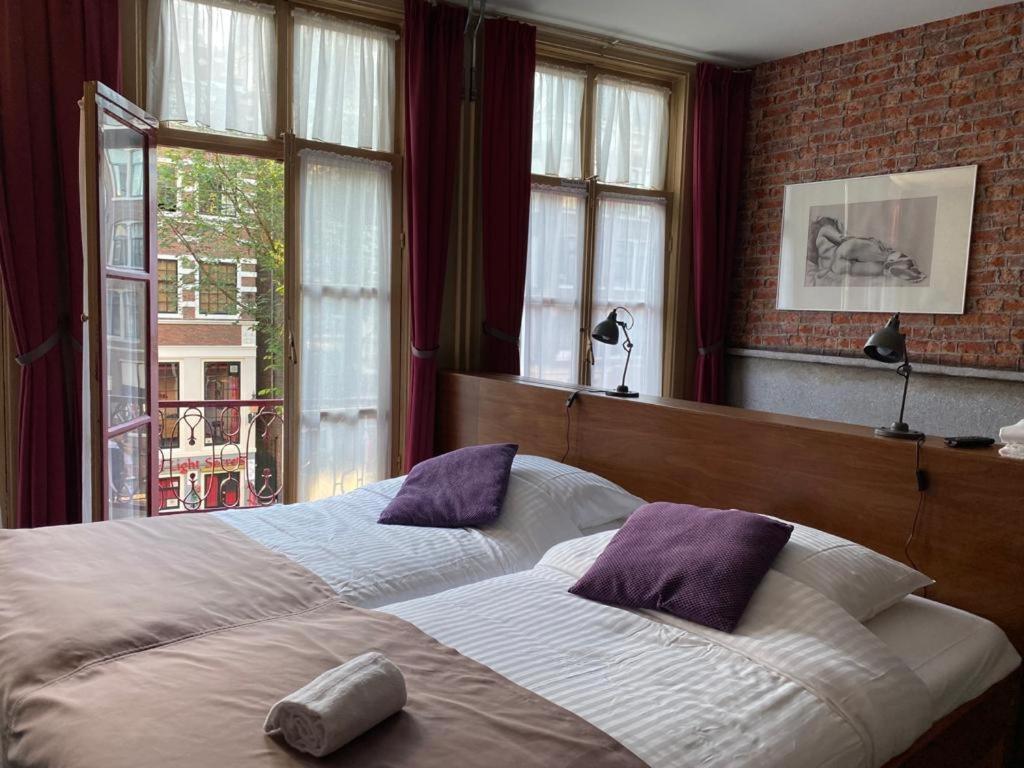 Hotel & bar Royal taste Amsterdam photo 2