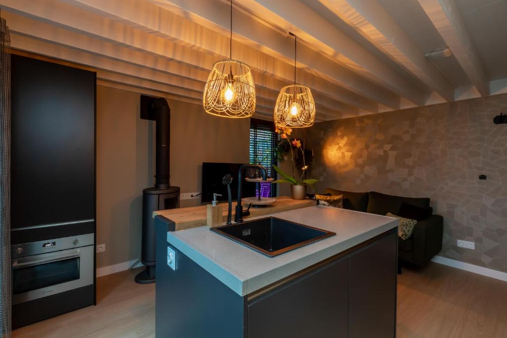 Welcome in - Appartement met gashaard en airco I Swaalingestraat 71a photo 3