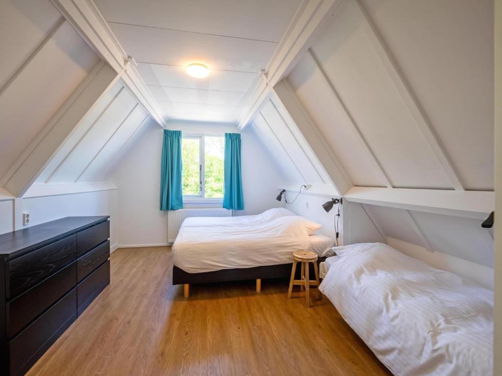 Holiday Home in Texel near the Beach photo 2