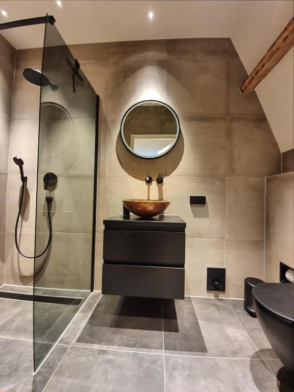 Super de luxe privékamer op een toplocatie - Room 1 photo 3