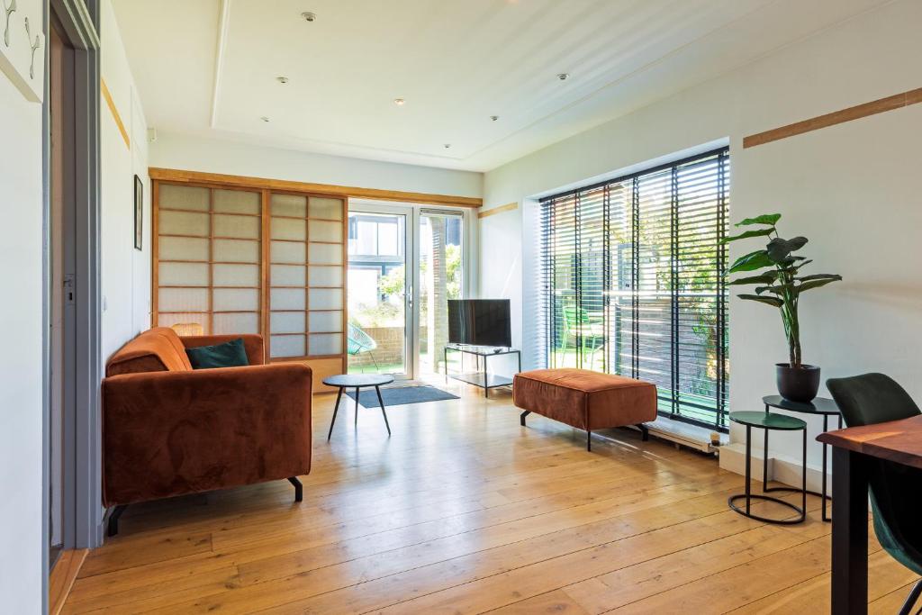 Wind - Modern beach house photo 2