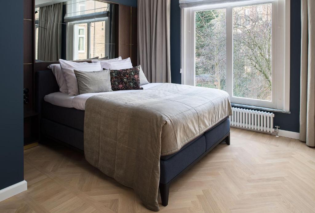 Spinoza Suites photo 2