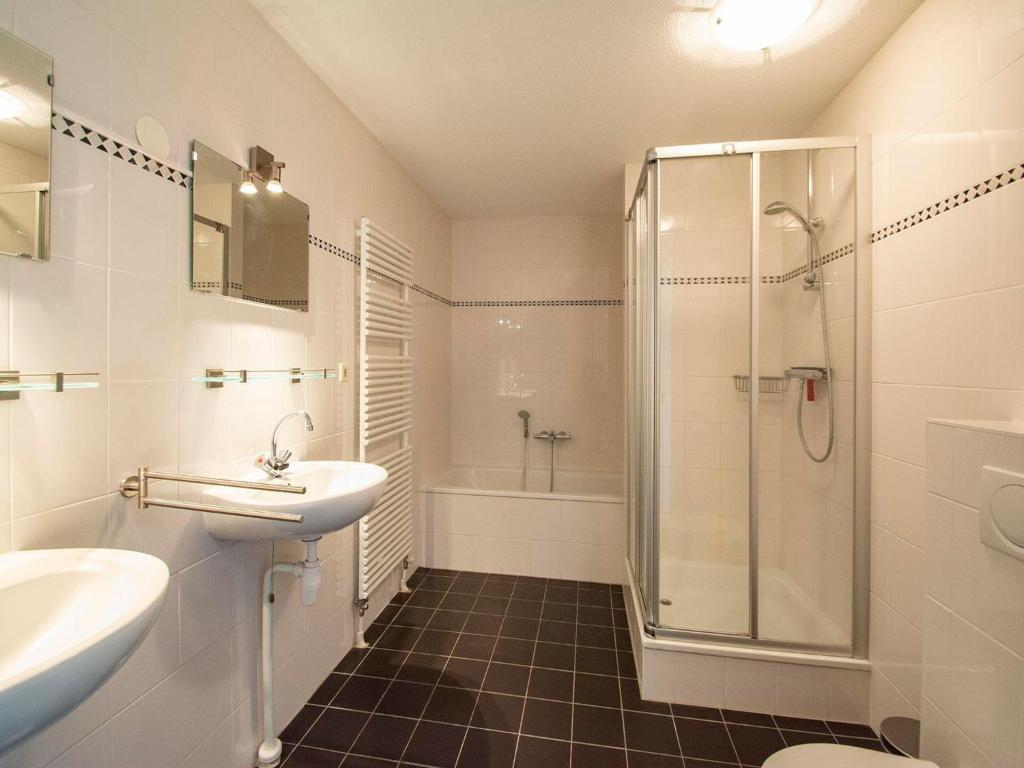 Apartment in Groote Keeten near Sandy Beach photo 3