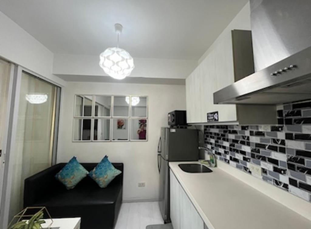 Azure staycation sunset view — photo 1