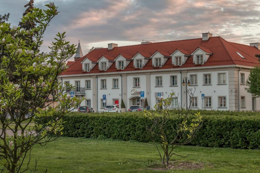 Hotel Rozbicki — photo 1