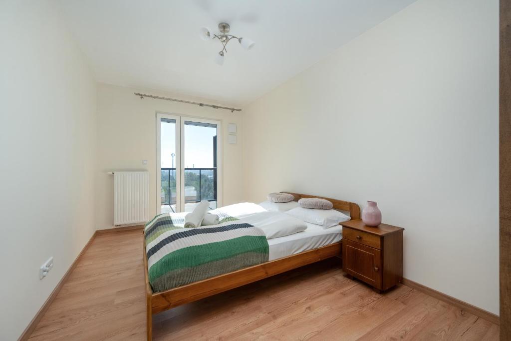 Wrocław 1-Bedroom Apartment with Parking & Balcony by Noclegi Renters photo 2