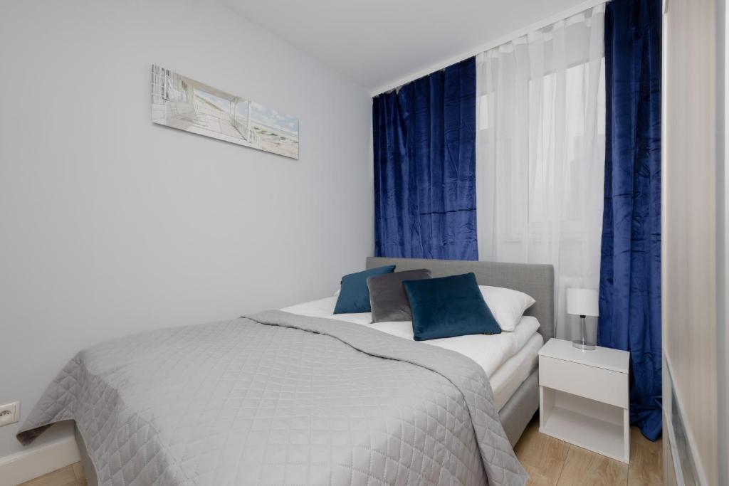 Chłodna Apartments with a City View Wola by Noclegi Renters photo 3