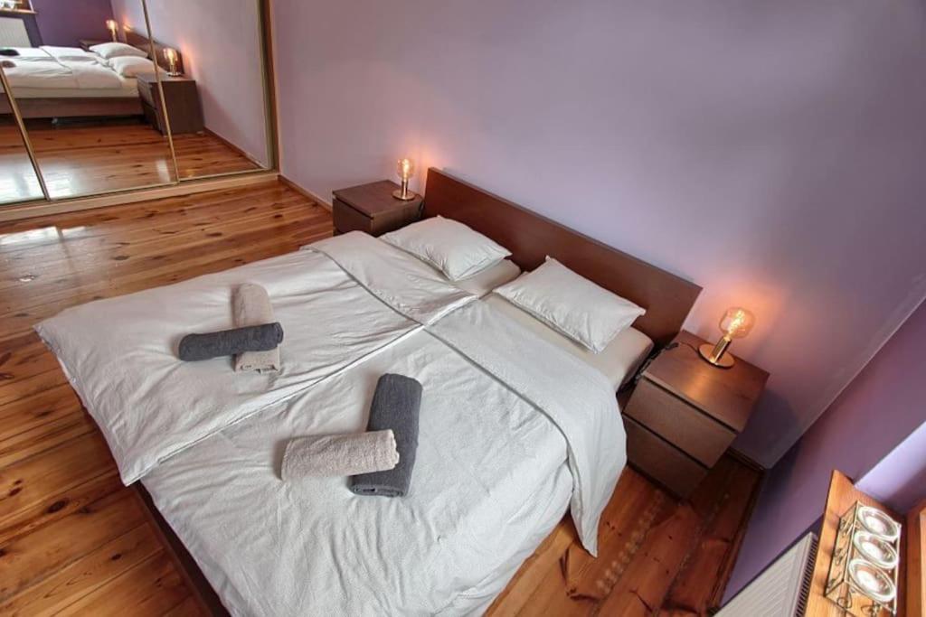 Jade Residence photo 2