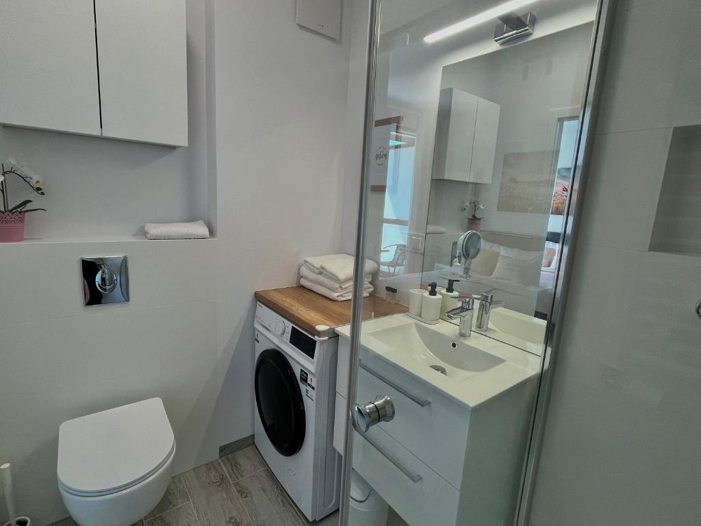 Studio Apartment Raspberry by Galeria Północna photo 3