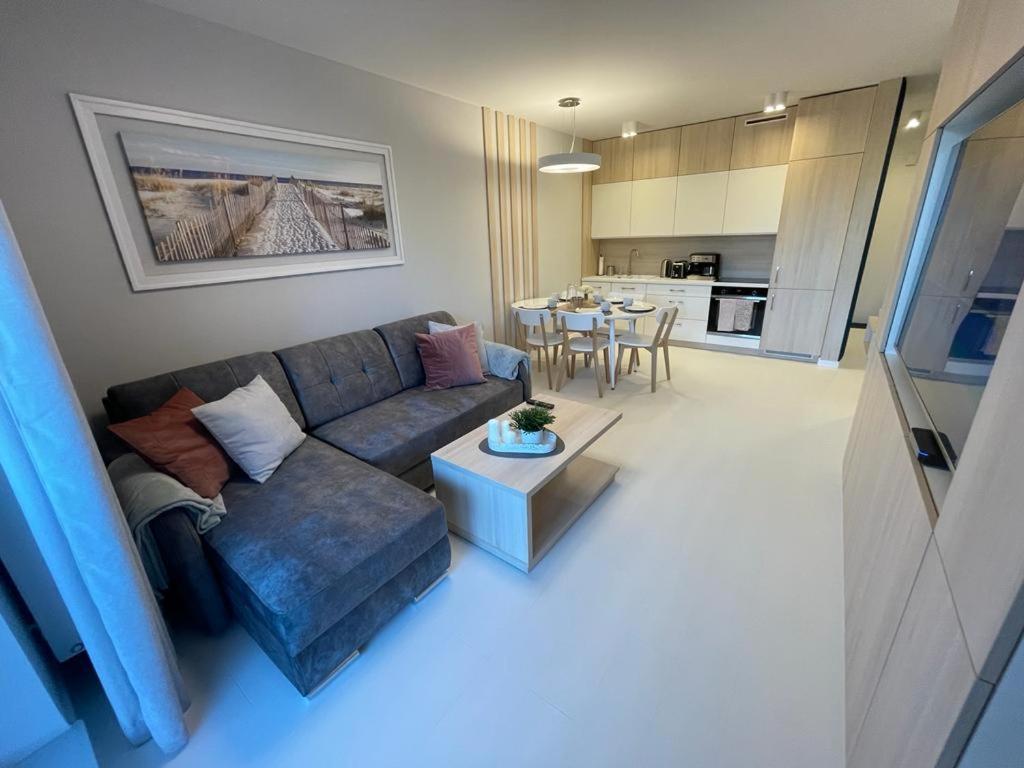 Sunrise Apartament photo 2