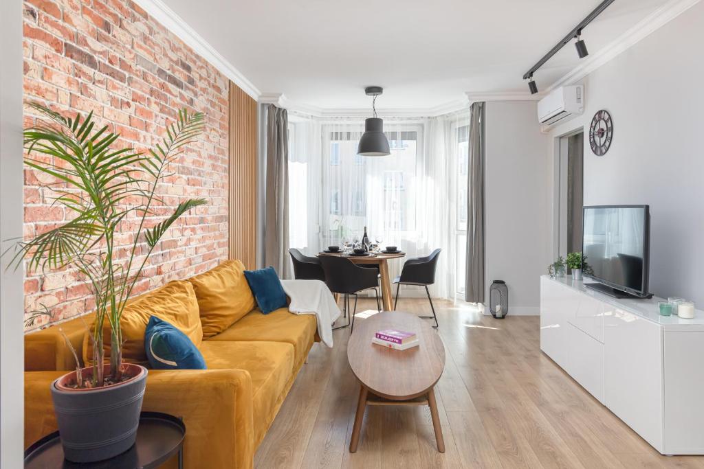 Booking.com: Hotels in Warsaw. Book your hotel now! — photo 1