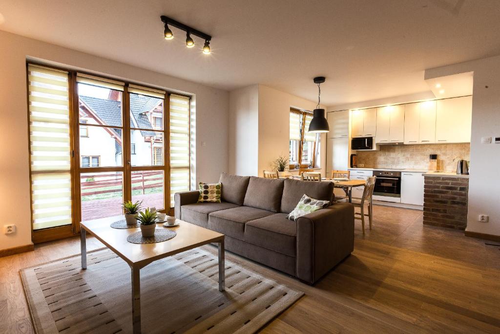 "Rodzinny Apartament pod Śnieżką 2" na osiedlu "Apartamenty pod Śnieżką" — photo 1