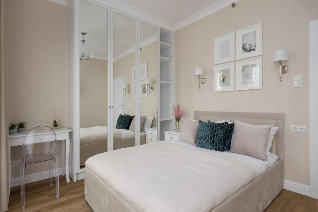 Sand Crystal Premium Apartment by BookingHost photo 2