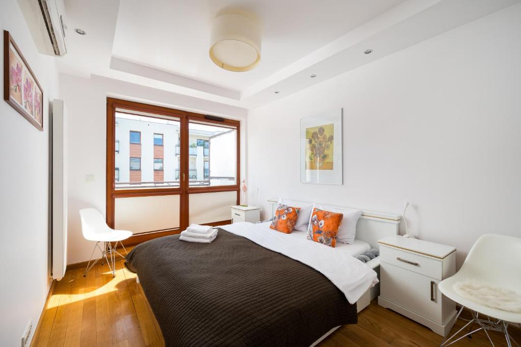 Strzelców 2-Bedroom Apartment by BookingHost photo 2