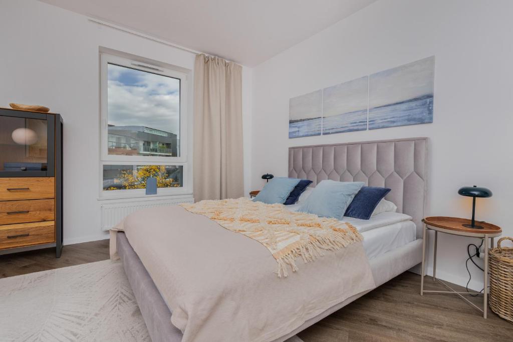 Śląska Studio with Parking & Gym Business District Gdańsk by Noclegi Renters — photo 1