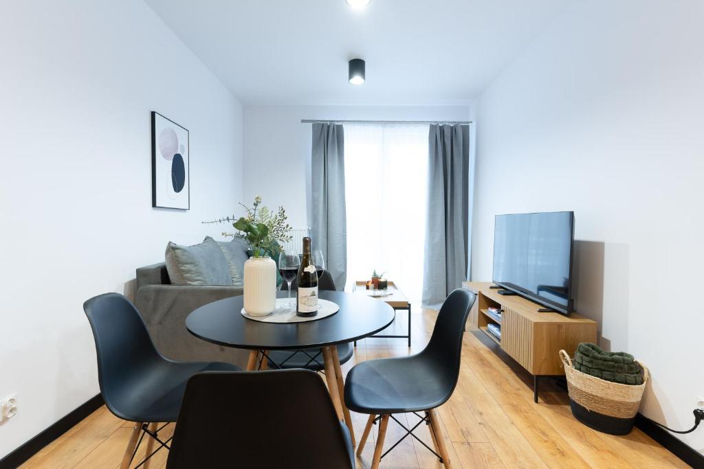 River Song Apartment photo 3