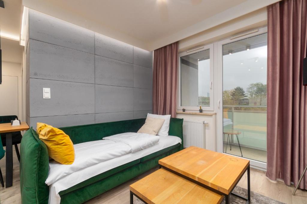 Wichrowa Deluxe Apartment by BookingHost photo 2