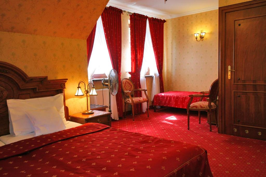 Hotel Sarmata Zespół Dworski photo 2