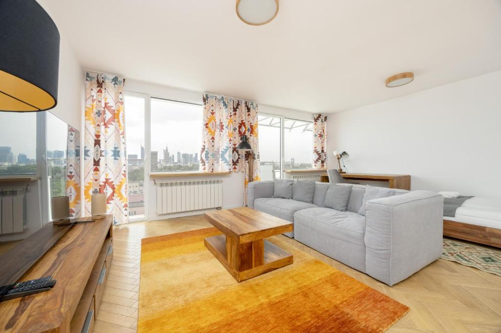 Studio on the 15th Floor with a View of the Warsaw Panorama by Noclegi Renters photo 3
