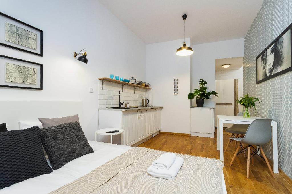 Apartment with balcony - Rzeszowska 4 Street — photo 1