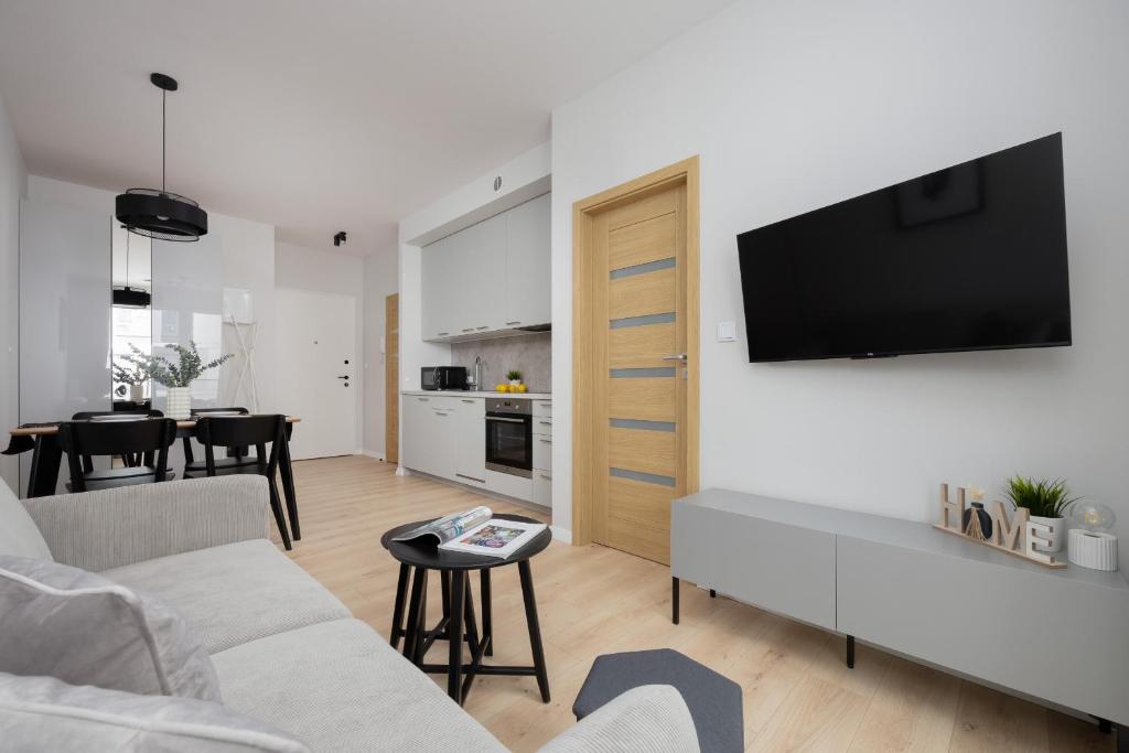 Stylish Apartments with Parking by Noclegi Renters photo 3