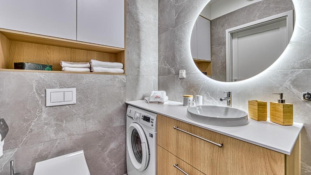 Rezydencja Niechorze 310 z Widokiem na MORZE i przy PLAŻY - 5D Apartamenty photo 3