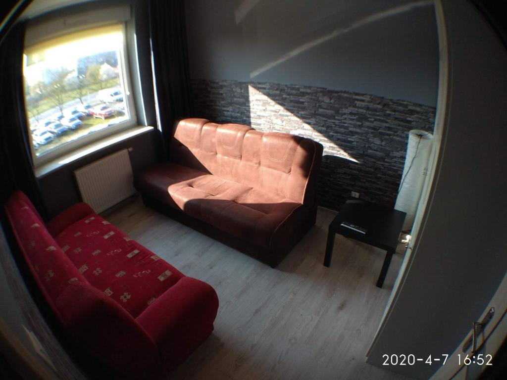 1090 Śmiałego 38 - Tanie Pokoje w Apartamencie - samodzielne zameldowanie - self check in photo 2
