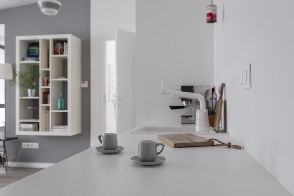 Sunny Mokotow - apartment near the metro photo 3
