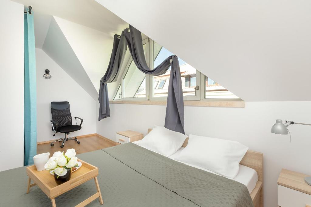 Stylowe Apartamenty na Wybrzeżu Niedaleko Plaży w Chłapowie by Noclegi Renters — photo 1
