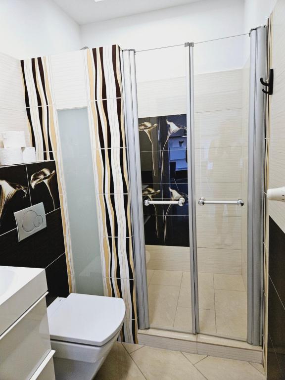 5 piętro Apartamentowca w sercu Poznania photo 3