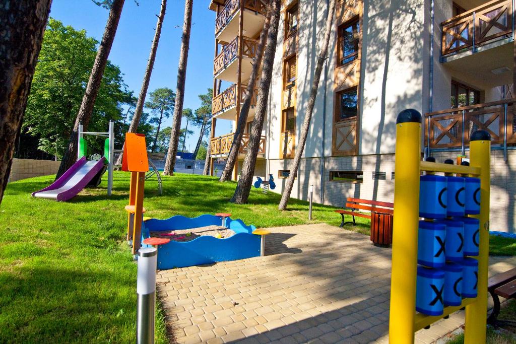Mi Casa Holidays Rezydencja Park Rodzinna photo 2