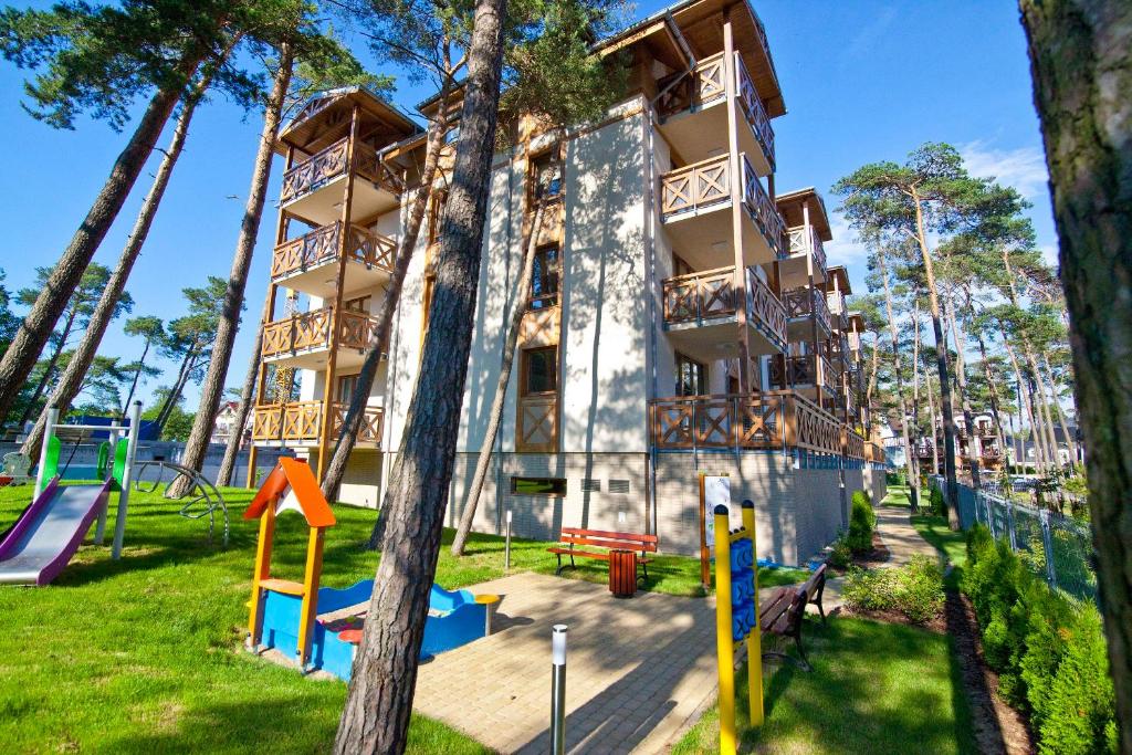 Mi Casa Holidays Rezydencja Park Rodzinna photo 3
