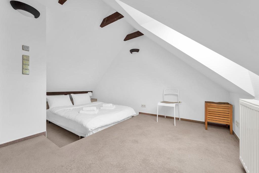 Rynek Nowego Miasta Two-Level Apartment by BookingHost photo 2
