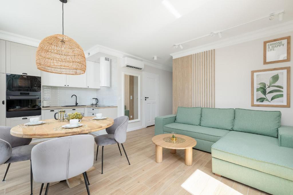 Stylowy Apartament 400 m od Plaży by Noclegi Renters — photo 1