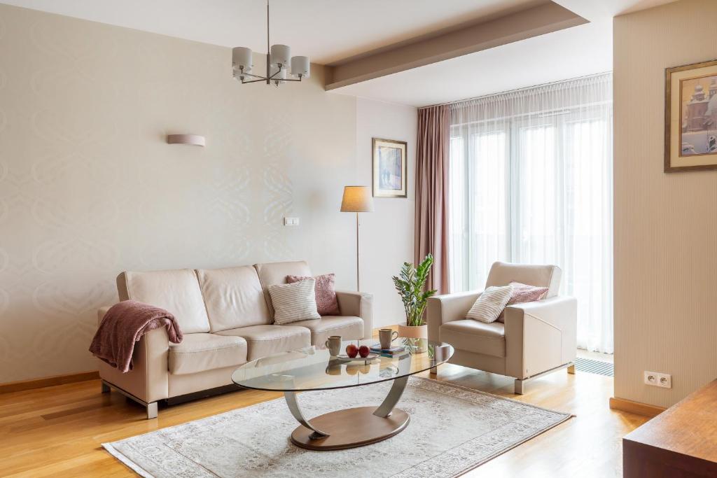 BIG Prestige Apartment - 6 min Main Square Kraków photo 2