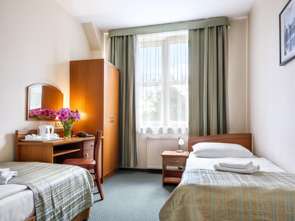 Hotel Galicya photo 2
