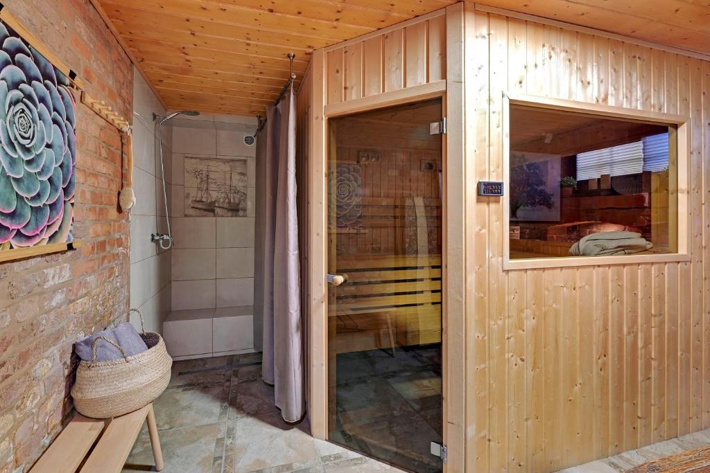 Sauna Retreat w Zaułku Św Bartłomieja by Downtown Apartments photo 3