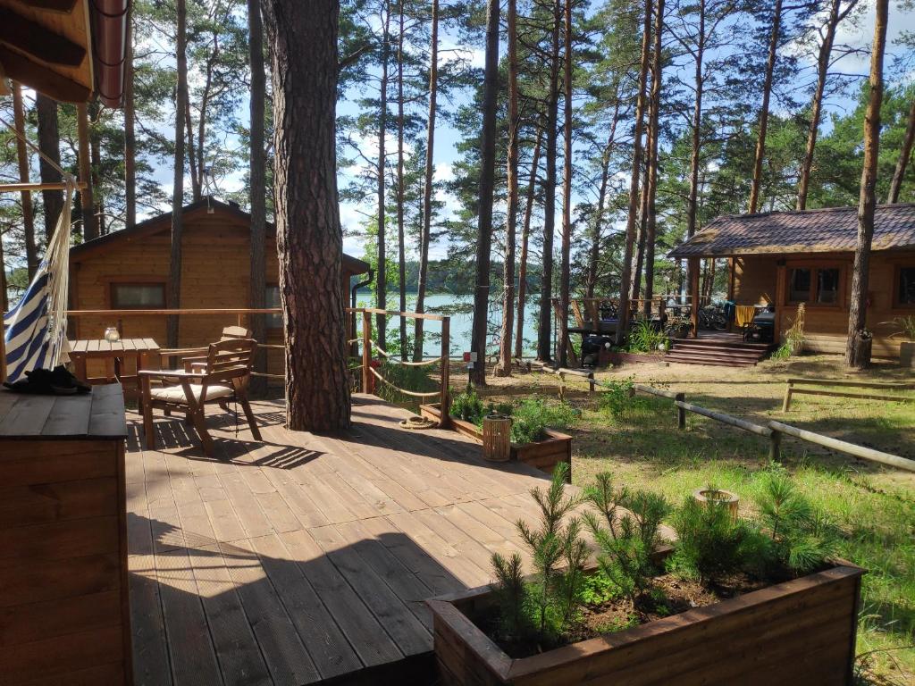 Zakątek Wdzydze z widokiem na jezioro -domek nr 19 — photo 1