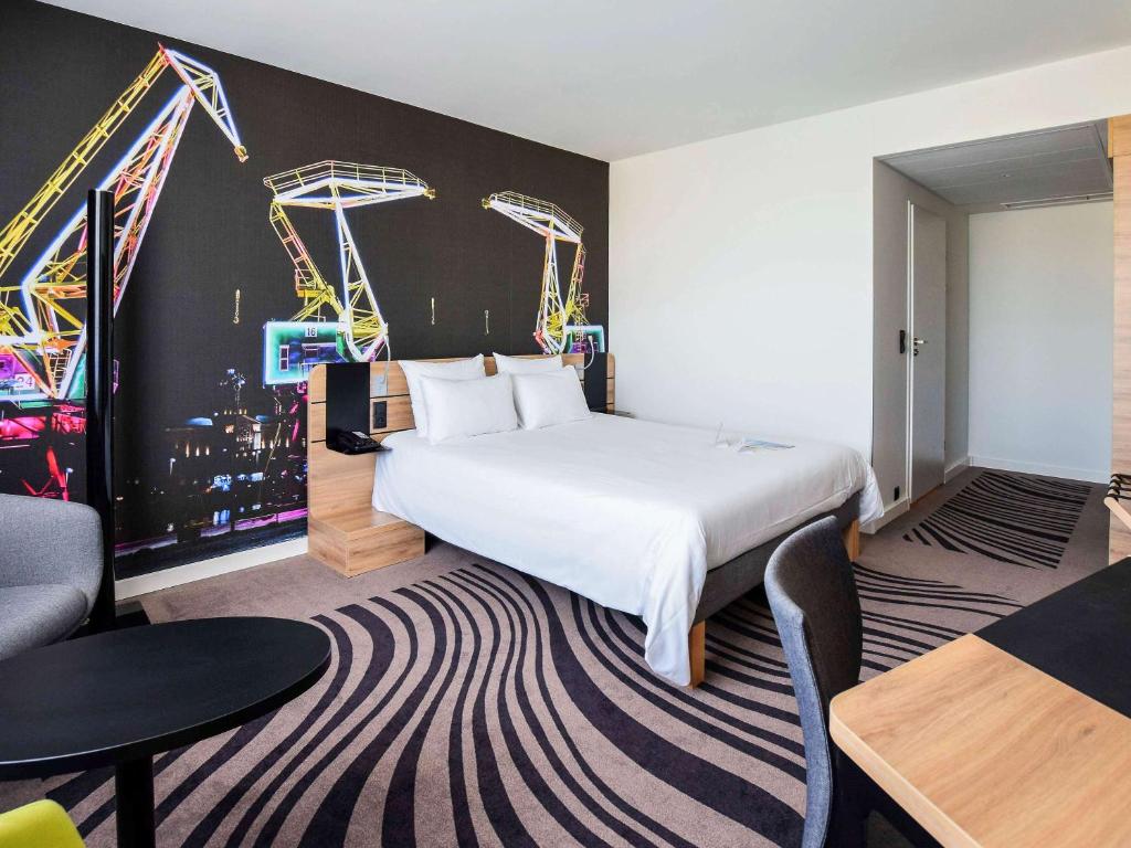 Novotel Szczecin Centrum — photo 1