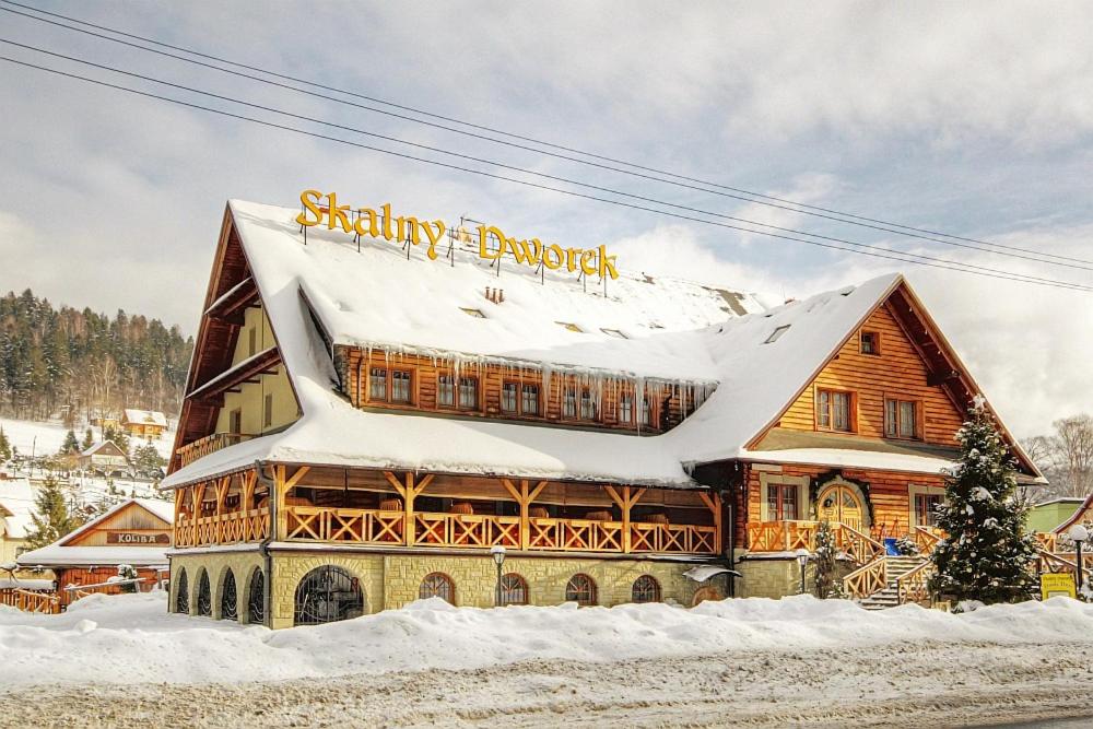Skalny Dworek photo 2