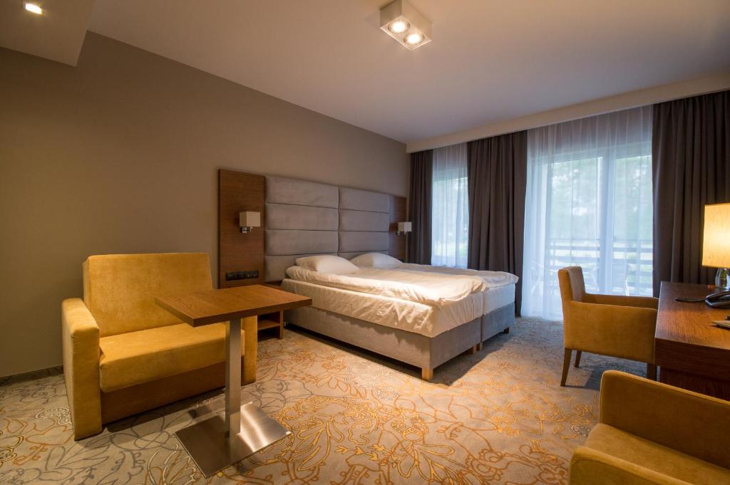 Rezydencja Sosnowa Luxury Hotel photo 2