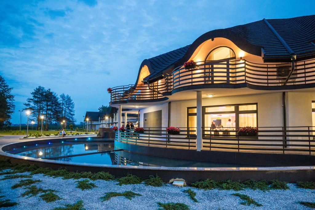 Rezydencja Sosnowa Luxury Hotel photo 3