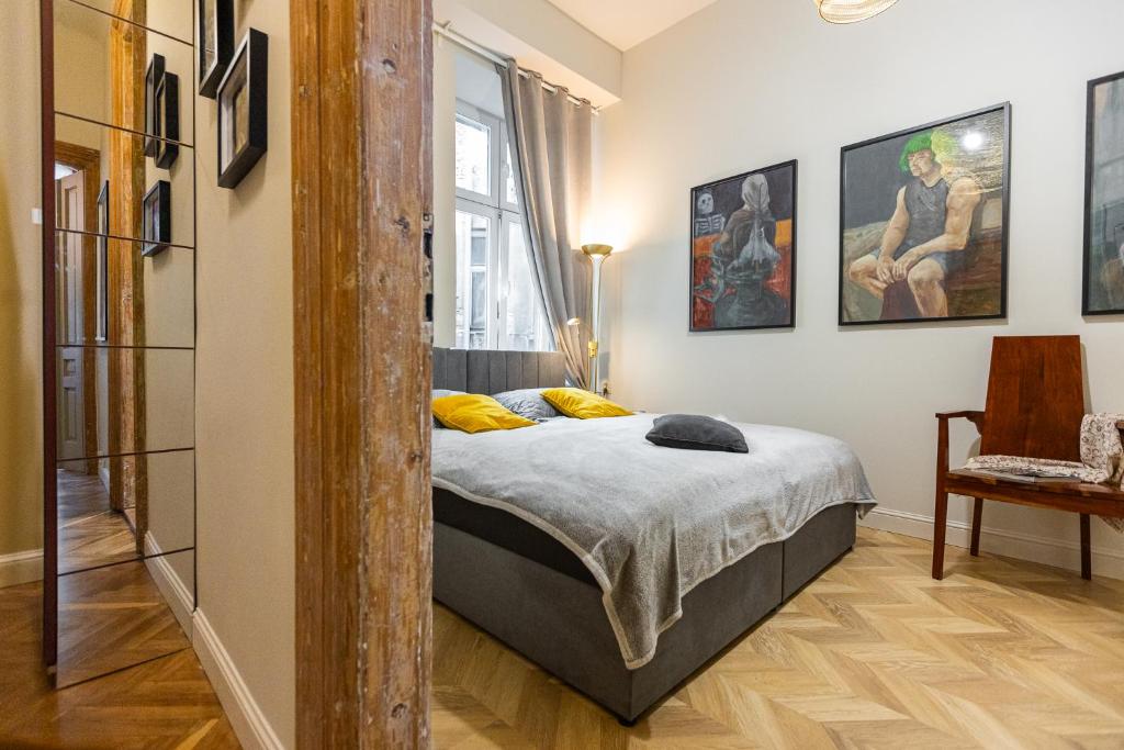 Stylish apartment #2 in Krakow Old Town photo 2