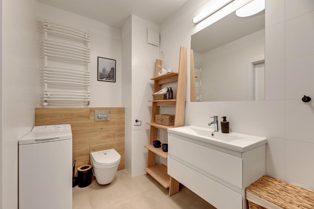 Wilcza by Downtown Apartments photo 3