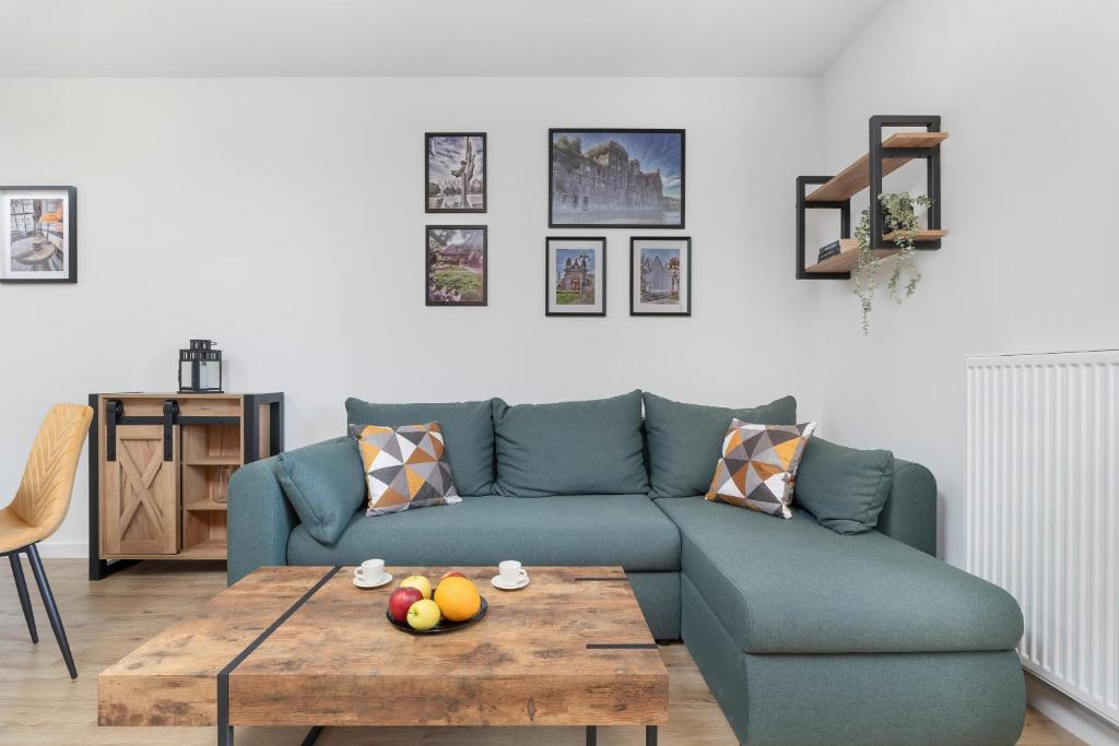 Szczeciński Apartament Kwiatkowskiego w Spokojnej Okolicy by Noclegi Renters — photo 1
