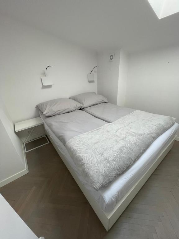 Sąsiad Syrenki - Old Town Apartment photo 2