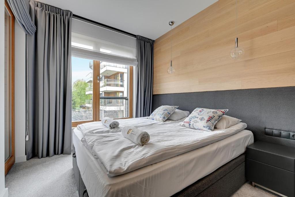 Royal Baltic - Bursztynowa Premium photo 2