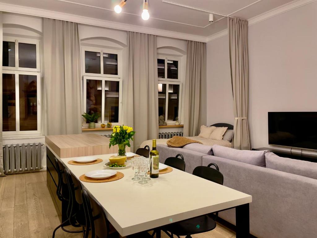 Spacious Apart in the Center- Main Square 300m — photo 1