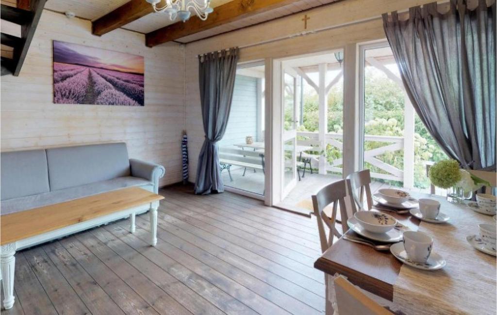 Lovely Home In Karwia photo 2